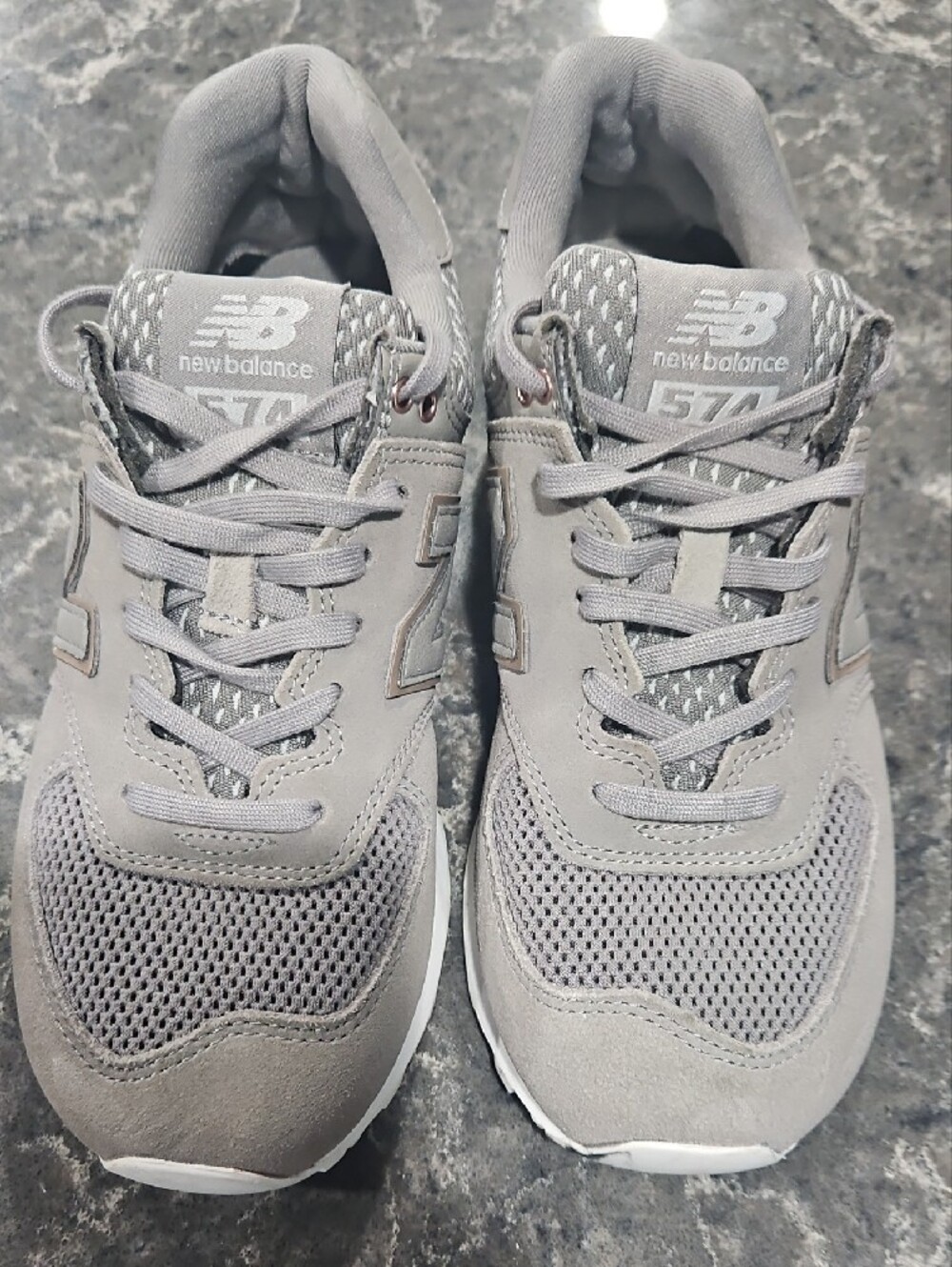 New Balance 574 Womens Sneakers in Gray with Rose-Gold Accent Size 7 - Picture 2 of 8